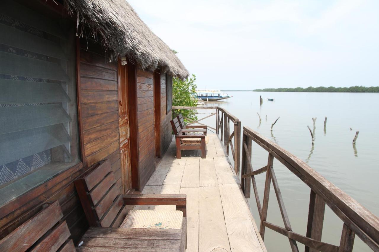 Bintang Bolong Lodge Exterior foto