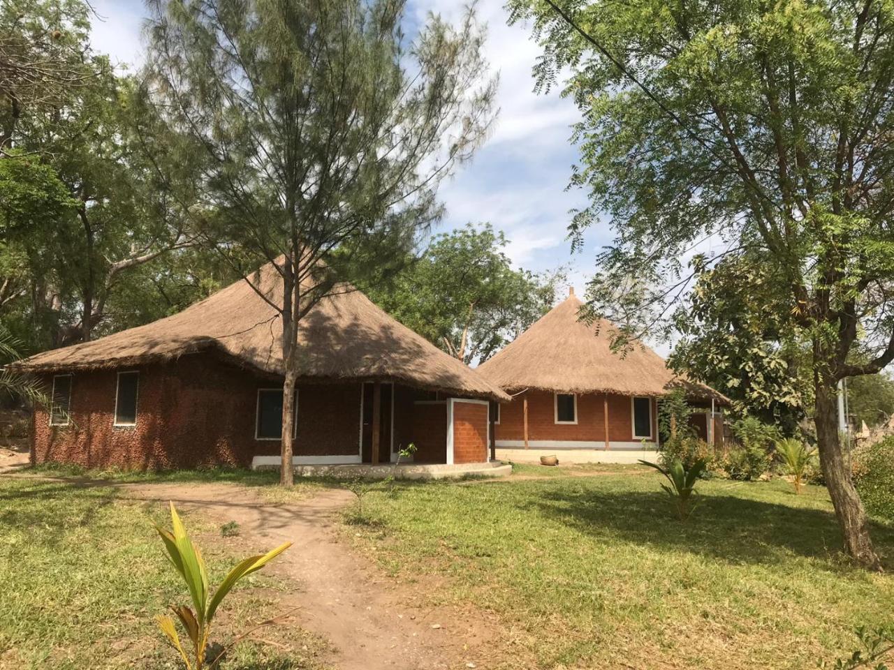 Bintang Bolong Lodge Exterior foto
