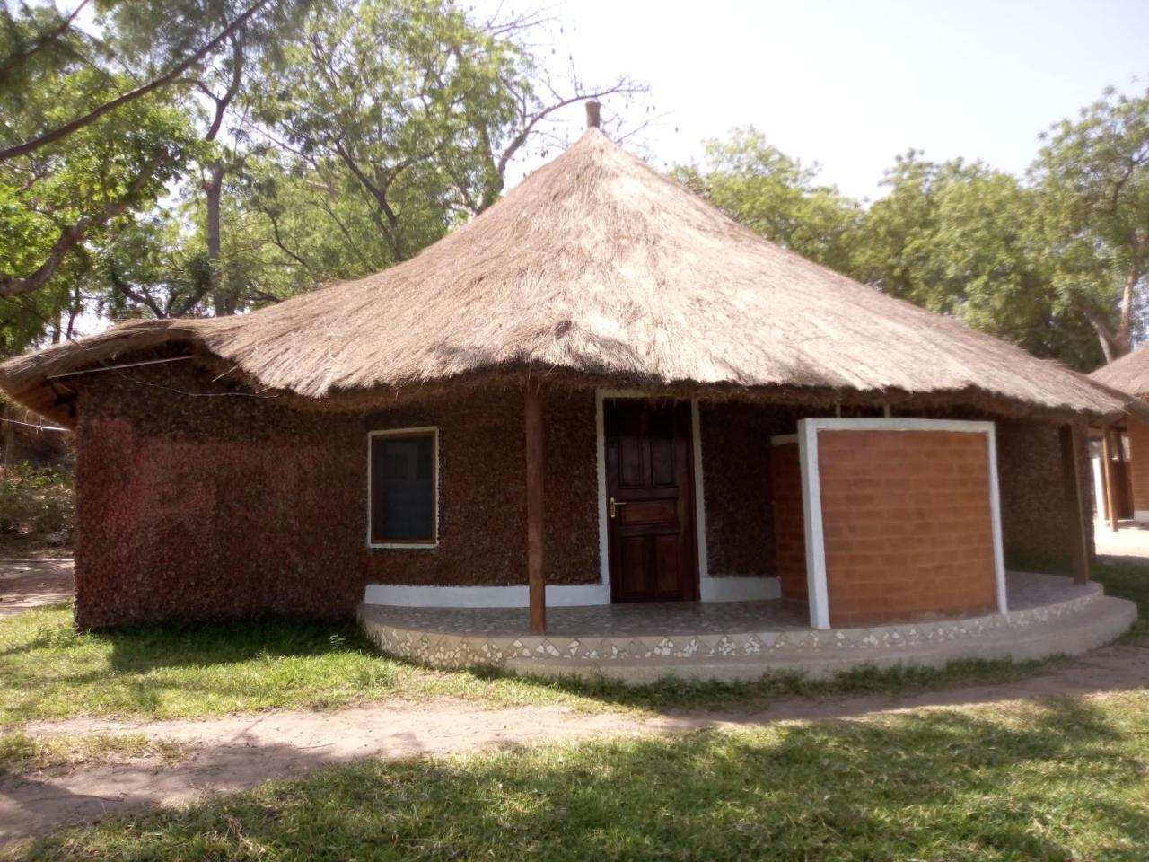 Bintang Bolong Lodge Exterior foto